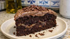 Θεϊκή σοκολατόπιτα με ξινόγαλο και επικάλυψη κακάο-τυρί κρέμα (βγαίνει πάντα ζουμερή)