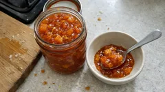 Μαρμελάδα λωτού με μήλο και πορτοκάλι: δένει σωστά και βγαίνει βελούδινη