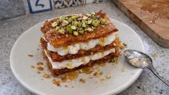 Εύκολο μιλφέιγ με φύλλο κρούστας και κρέμα γιαουρτιού – τραγανό σε 25΄