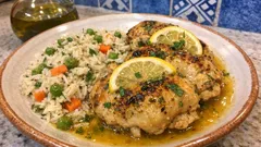 Κοτόπουλο λεμονάτο κατσαρόλας με ρύζι: τρυφερό και δεμένο με ωραία σάλτσα