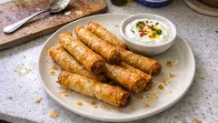 Πικάντικα κρεατοπιτάκια-πουράκια με φύλλο κρούστας: λεπτά, τραγανά και εύκολα