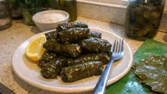 Ντολμαδάκια γιαλαντζί: λεμονάτα, ζουμερά και σπυρωτά, όπως τα θέλουμε