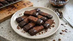 Μπισκότα βουτύρου με σοκολάτα σε ταψί – τραγανά, βουτυρένια και κόβονται τέλεια