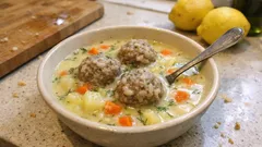 Γιουβαρλάκια αυγολέμονο στην κατσαρόλα – αφράτα και με βελούδινη σούπα