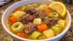 Μοσχαρόσουπα με λαχανικά: καθαρός ζωμός και τρυφερό μοσχάρι, βήμα-βήμα