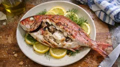 Φαγκρί στο φούρνο πάνω σε λεμόνι: ζουμερό, χωρίς γύρισμα, σε 35 λεπτά