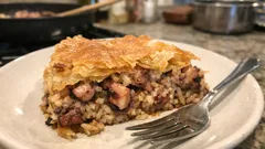 Χταποδόπιτα Κεφαλονιάς: τραγανό χωριάτικο φύλλο και μελωμένη γέμιση με ρύζι