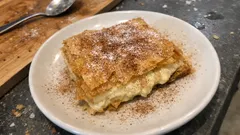 Νηστίσιμη μπουγάτσα με κρέμα σιμιγδαλιού – τραγανή και εύκολη στο ταψί